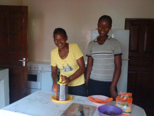 cellulare kenya 017